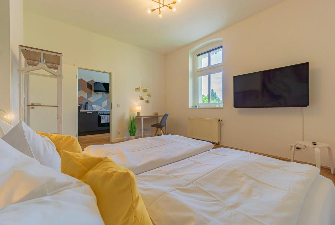 Modernes Apartment - Zentral, Ruhig, Wlan, Netflix, Kueche, Schreibtisch, Parkplatz, Waschtrockner Котбус Экстерьер фото